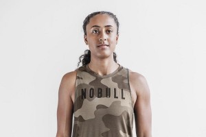 Camo Nobull WoHigh-Neck (CAMO) Tanks | UK 2245FD